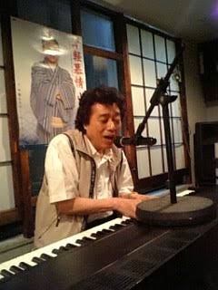 三根健二郎様